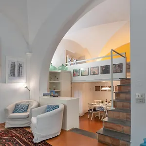 Le volte air conditioned loft